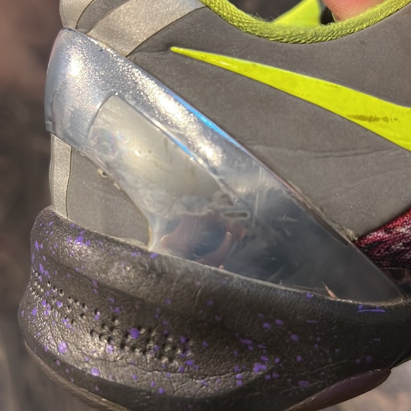 Kobe Prelude -multi color size 6.5 worn. Sorry no box - Picture 9 of 9